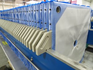 M.W. Watermark Non-Gasketed (NG) filter cloths with a latex-reinforced cloth barrel neck